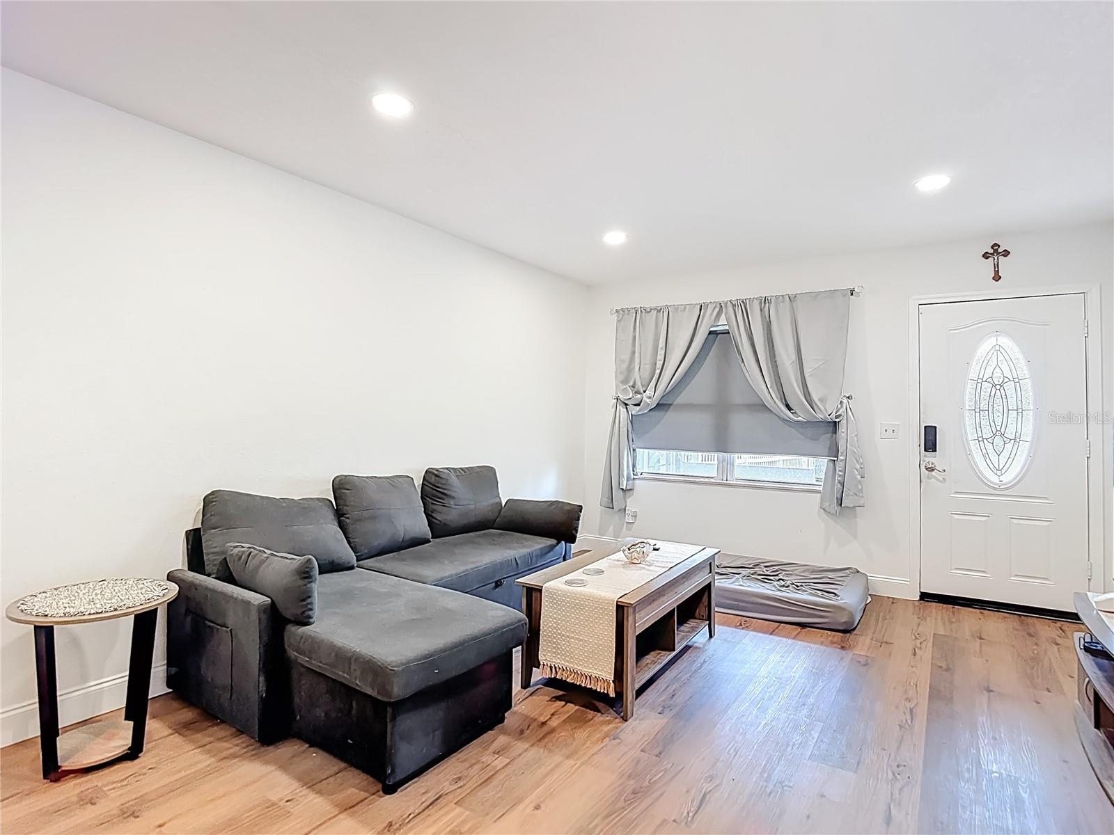 5110 GATEWAY DR, TAMPA, FL, 33615