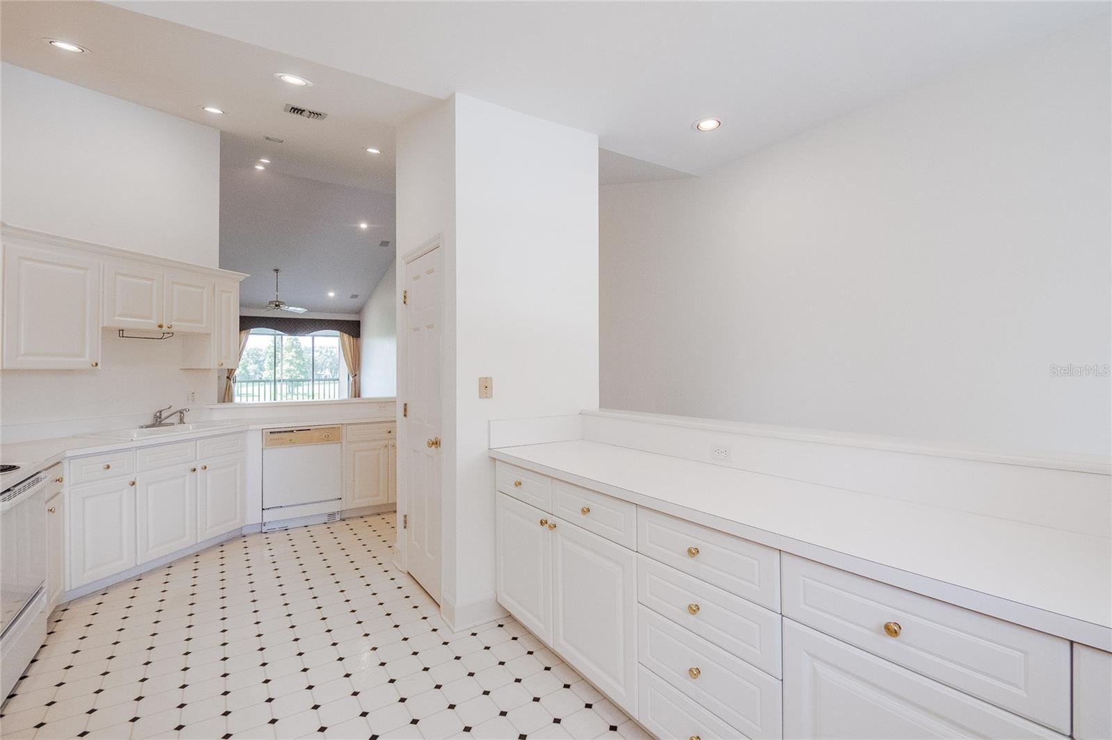 447 ENCLAVE PL #447, LAKELAND, FL, 33803