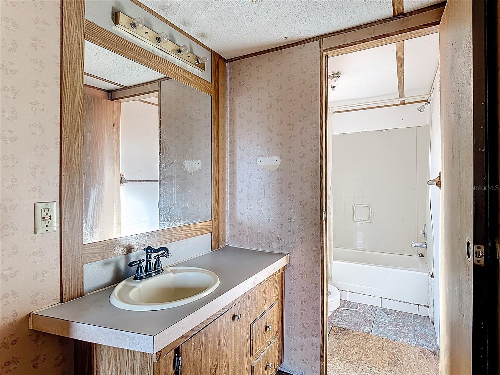 820 ROBINSON AVE, ST CLOUD, FL, 34769