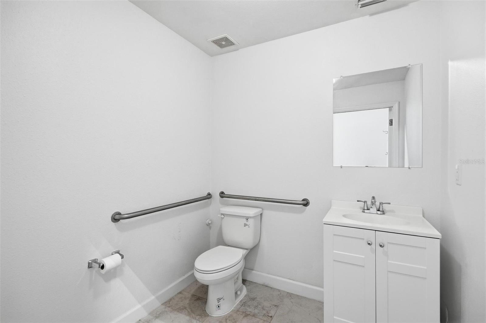 7775 US-1 #C, BUNNELL, FL, 32110