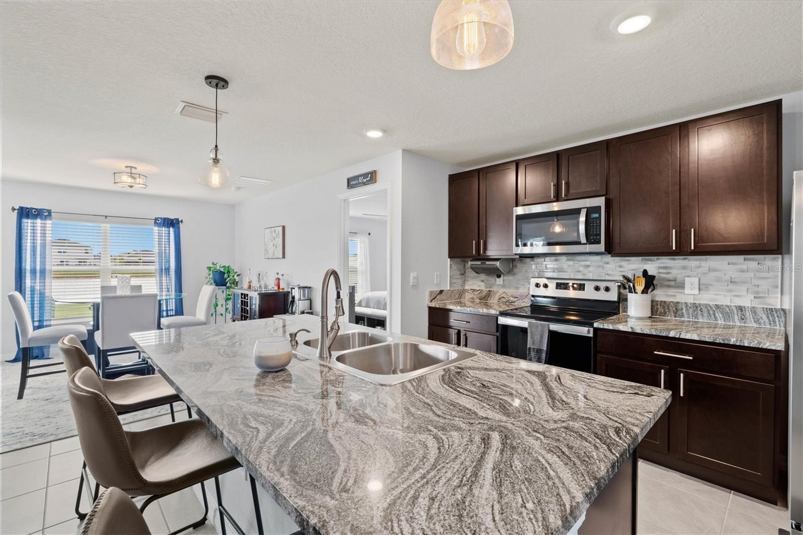 16746 PARKER RIVER ST, WIMAUMA, FL, 33598