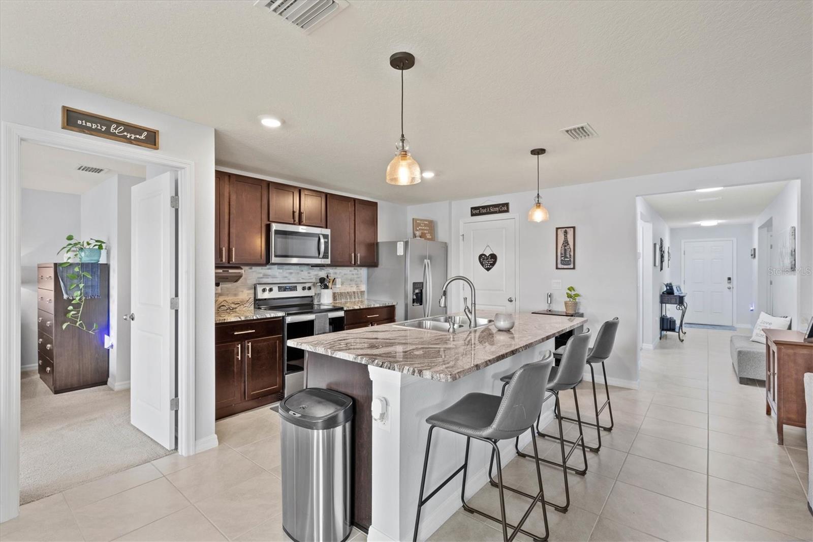 16746 PARKER RIVER ST, WIMAUMA, FL, 33598