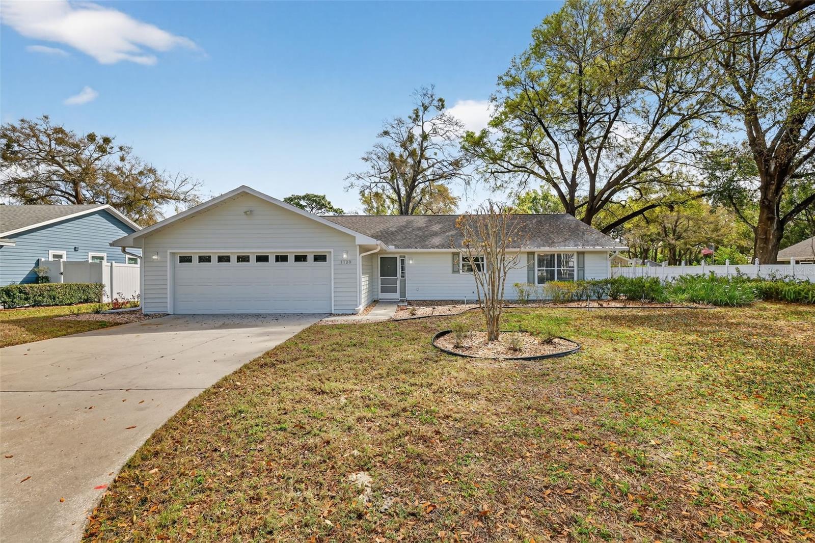 1120 GARDNER LN, MOUNT DORA, FL, 32757