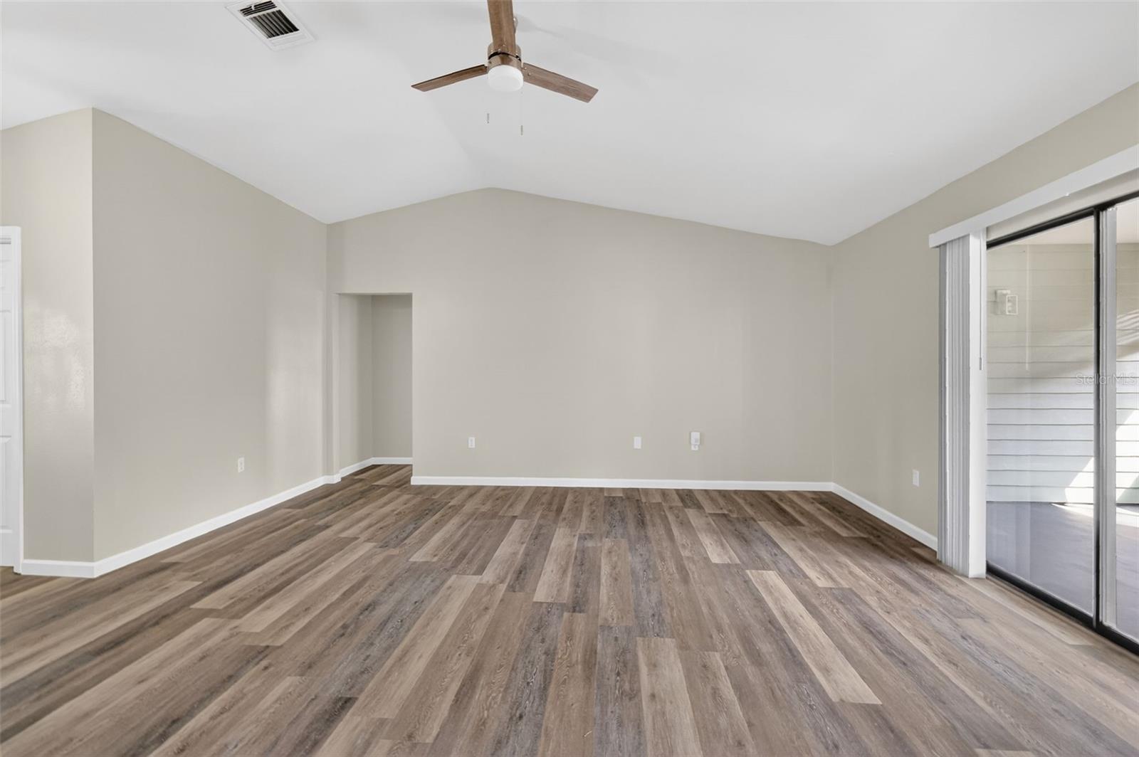 1120 GARDNER LN, MOUNT DORA, FL, 32757