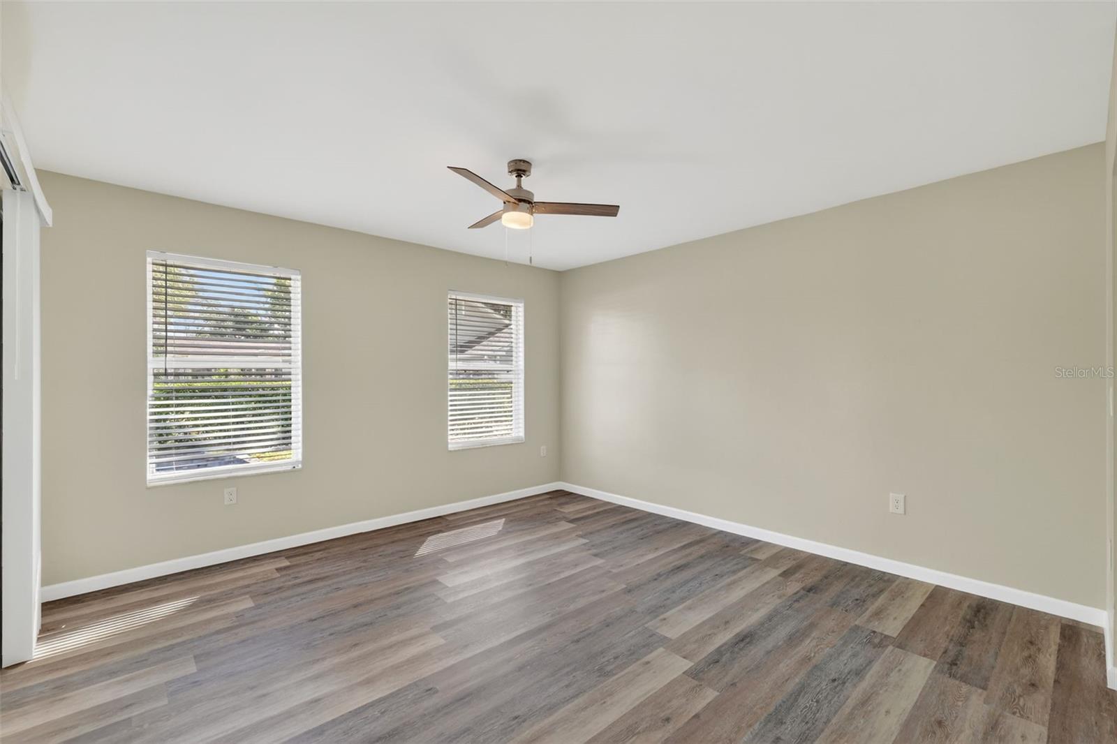 1120 GARDNER LN, MOUNT DORA, FL, 32757