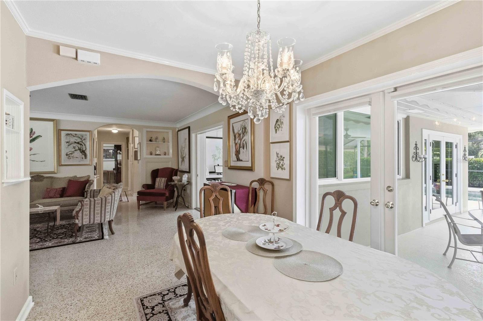 2068 SUNNYSIDE LN, SARASOTA, FL, 34239