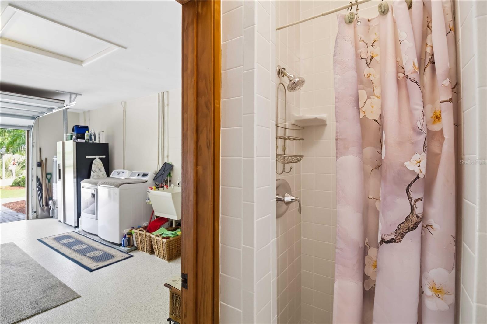 2068 SUNNYSIDE LN, SARASOTA, FL, 34239