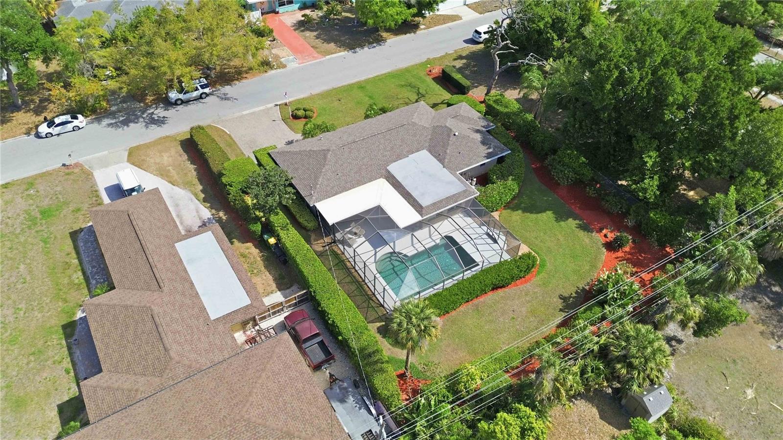 2068 SUNNYSIDE LN, SARASOTA, FL, 34239