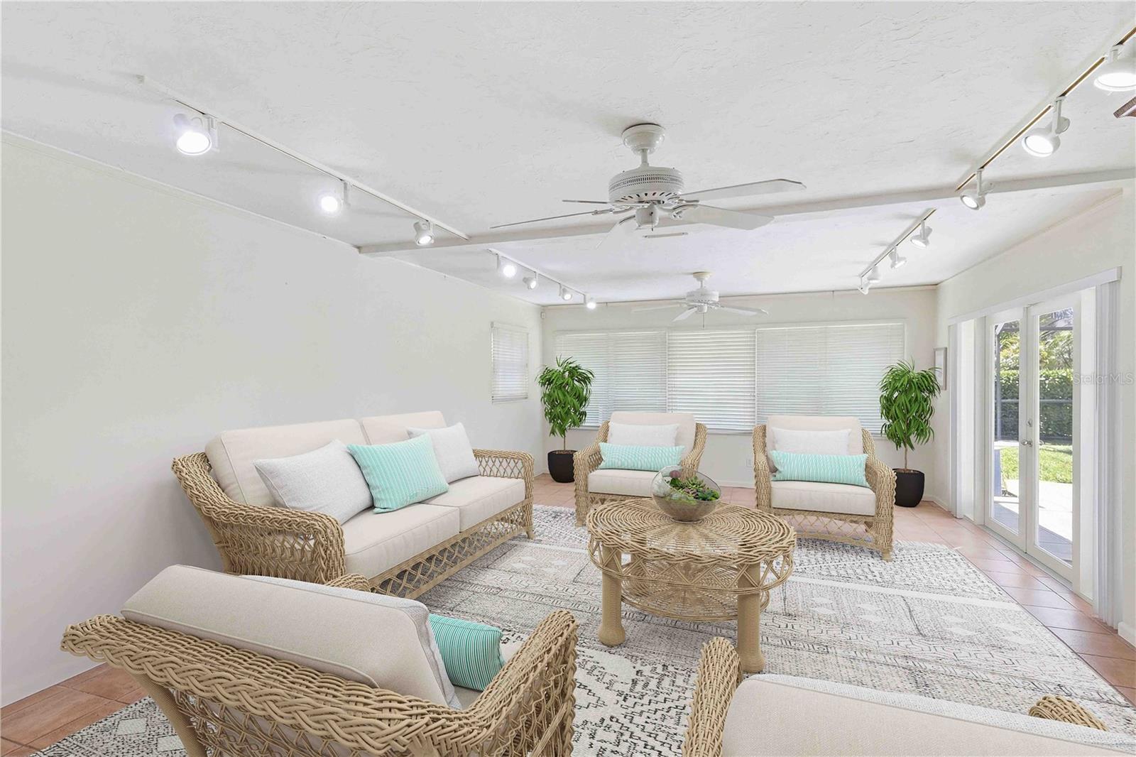 2068 SUNNYSIDE LN, SARASOTA, FL, 34239