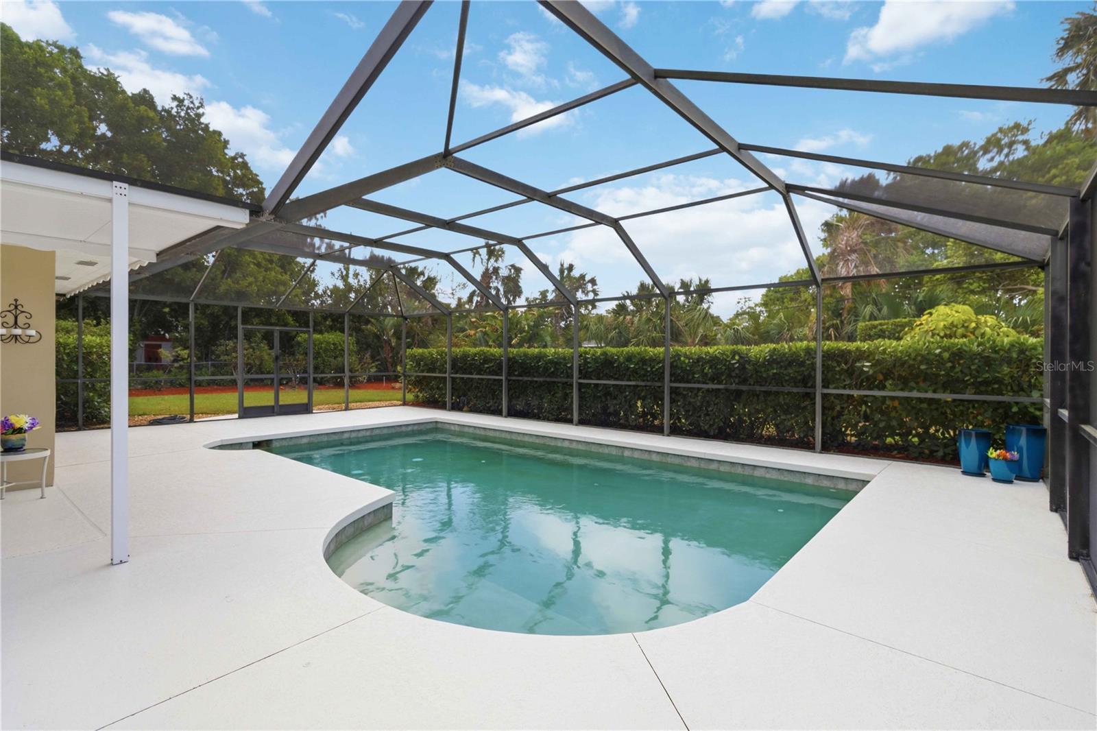 2068 SUNNYSIDE LN, SARASOTA, FL, 34239