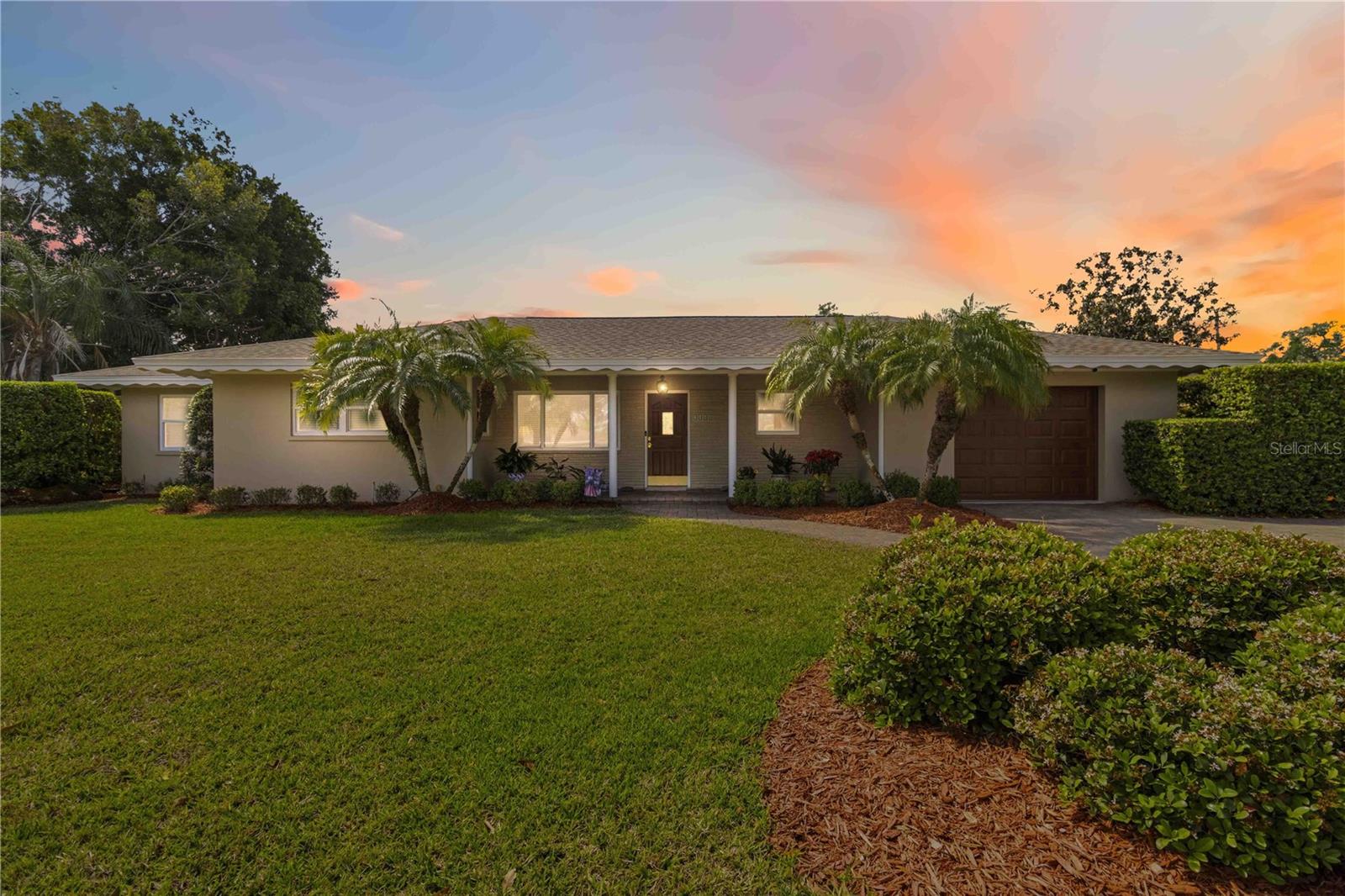 2068 SUNNYSIDE LN, SARASOTA, FL, 34239