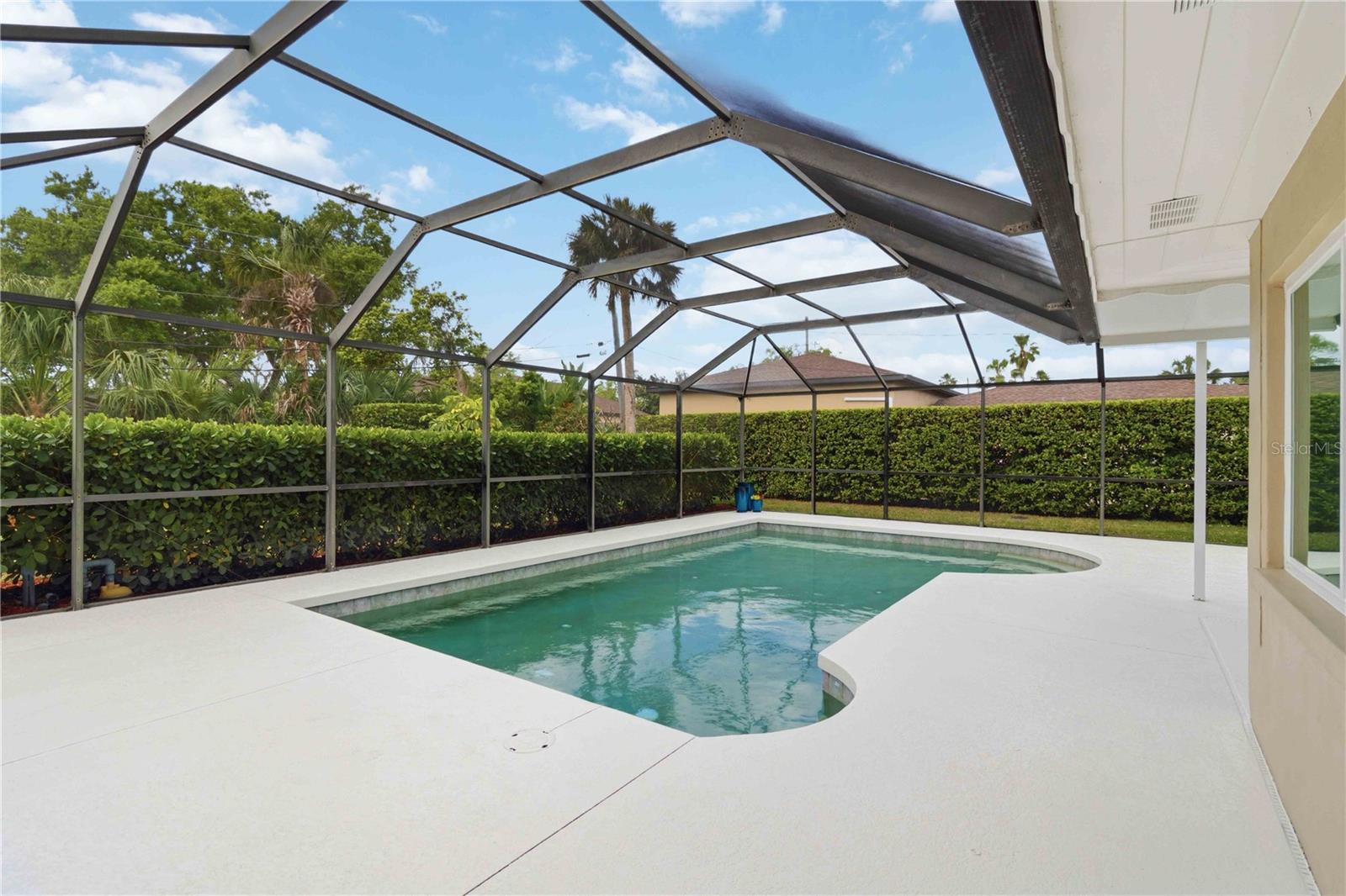 2068 SUNNYSIDE LN, SARASOTA, FL, 34239