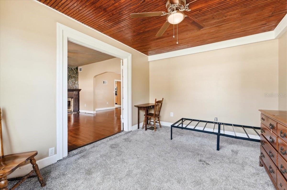 624 AVENUE A NE, WINTER HAVEN, FL, 33881