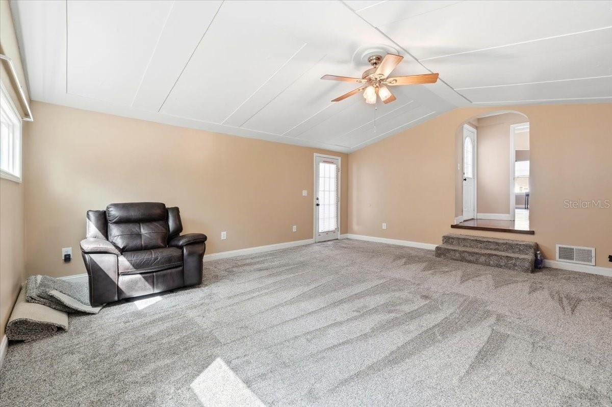 624 AVENUE A NE, WINTER HAVEN, FL, 33881