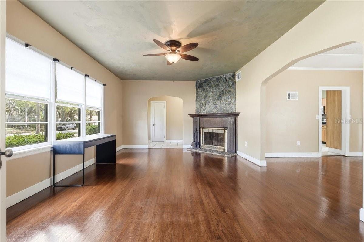 624 AVENUE A NE, WINTER HAVEN, FL, 33881