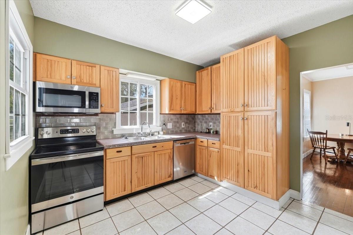 624 AVENUE A NE, WINTER HAVEN, FL, 33881