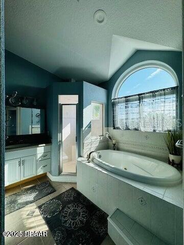 3000 OCEAN SHORE BLVD #15, ORMOND BEACH, FL, 32176