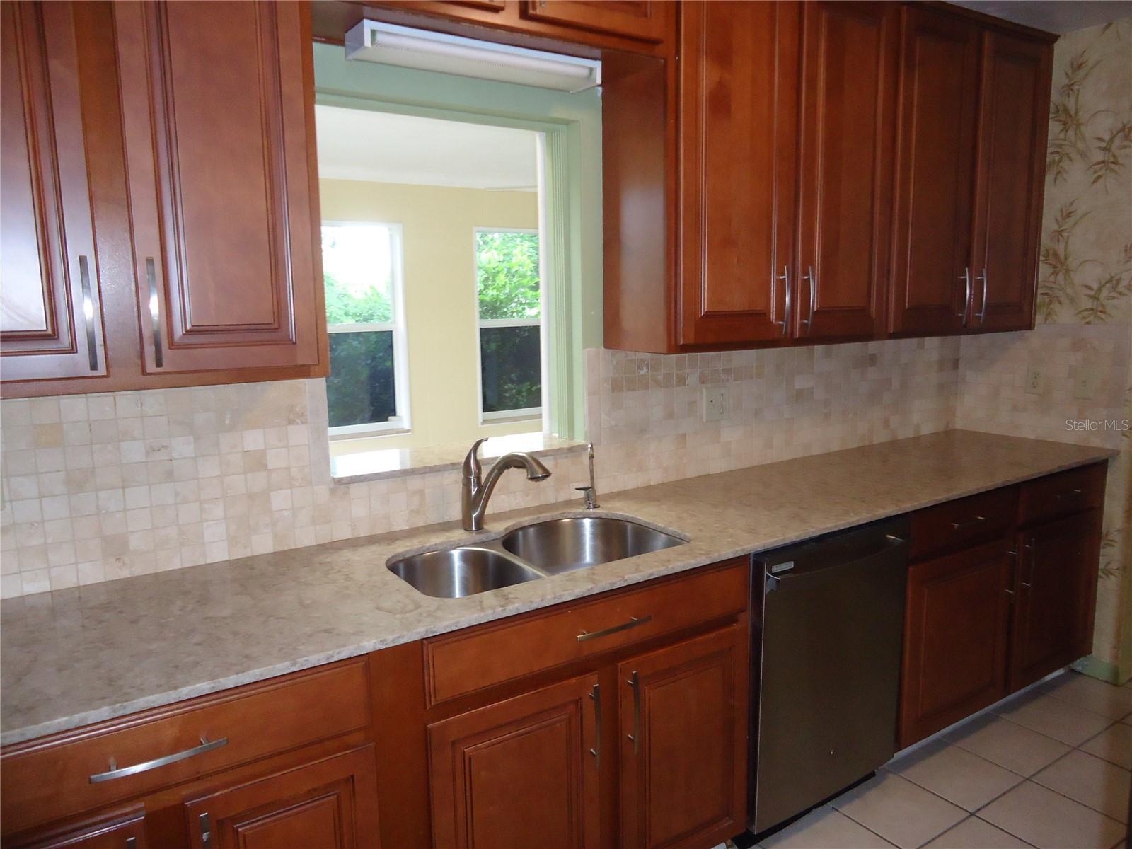 5463 4TH AVE N, ST PETERSBURG, FL, 33710