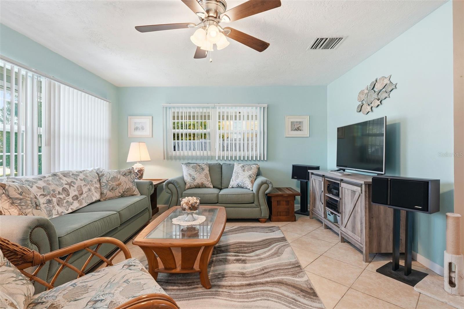 6 OAK HOLLOW DR, BEVERLY HILLS, FL, 34465