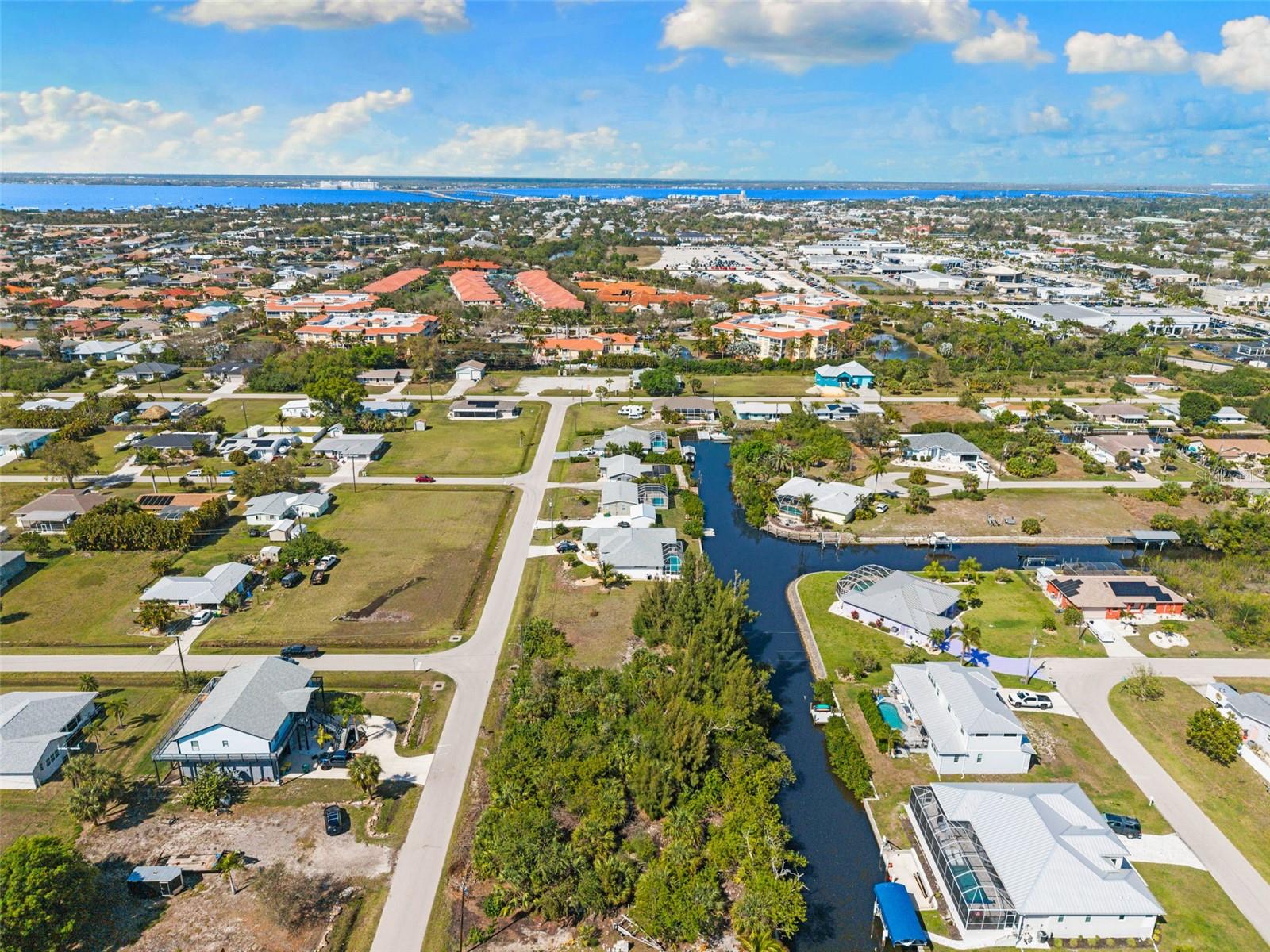 2524 LARKSPUR DR, PUNTA GORDA, FL, 33950