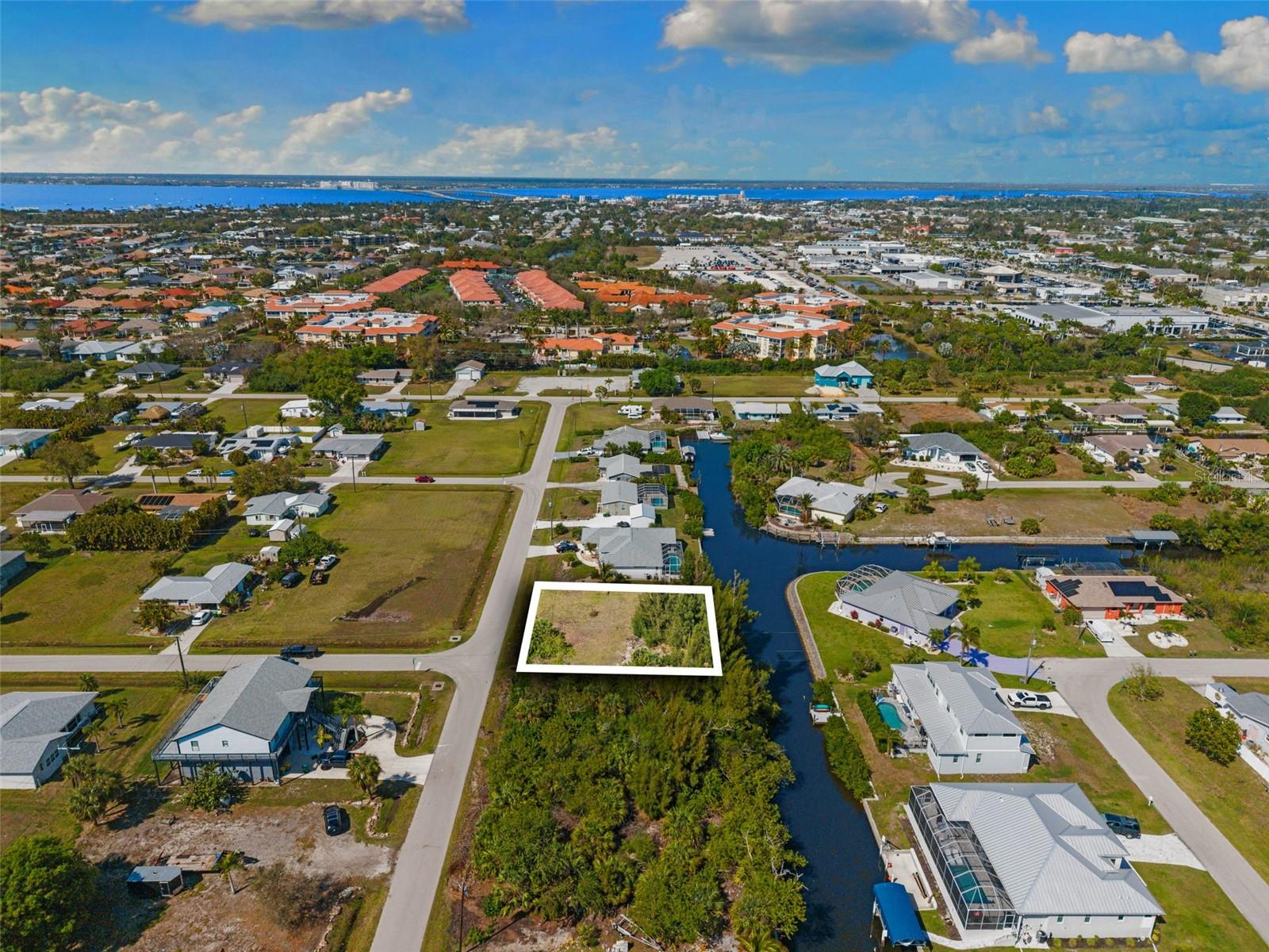 2524 LARKSPUR DR, PUNTA GORDA, FL, 33950
