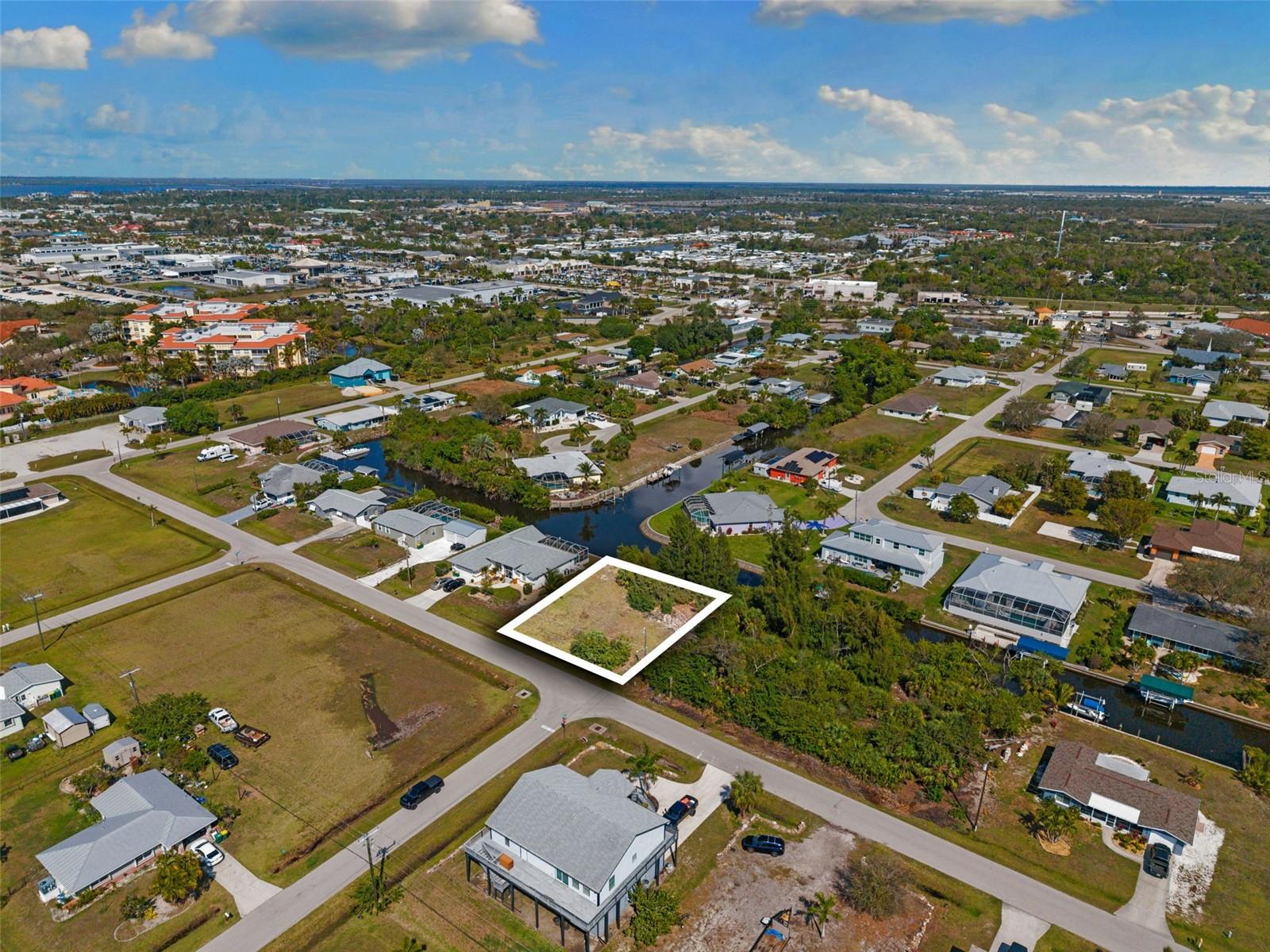 2524 LARKSPUR DR, PUNTA GORDA, FL, 33950