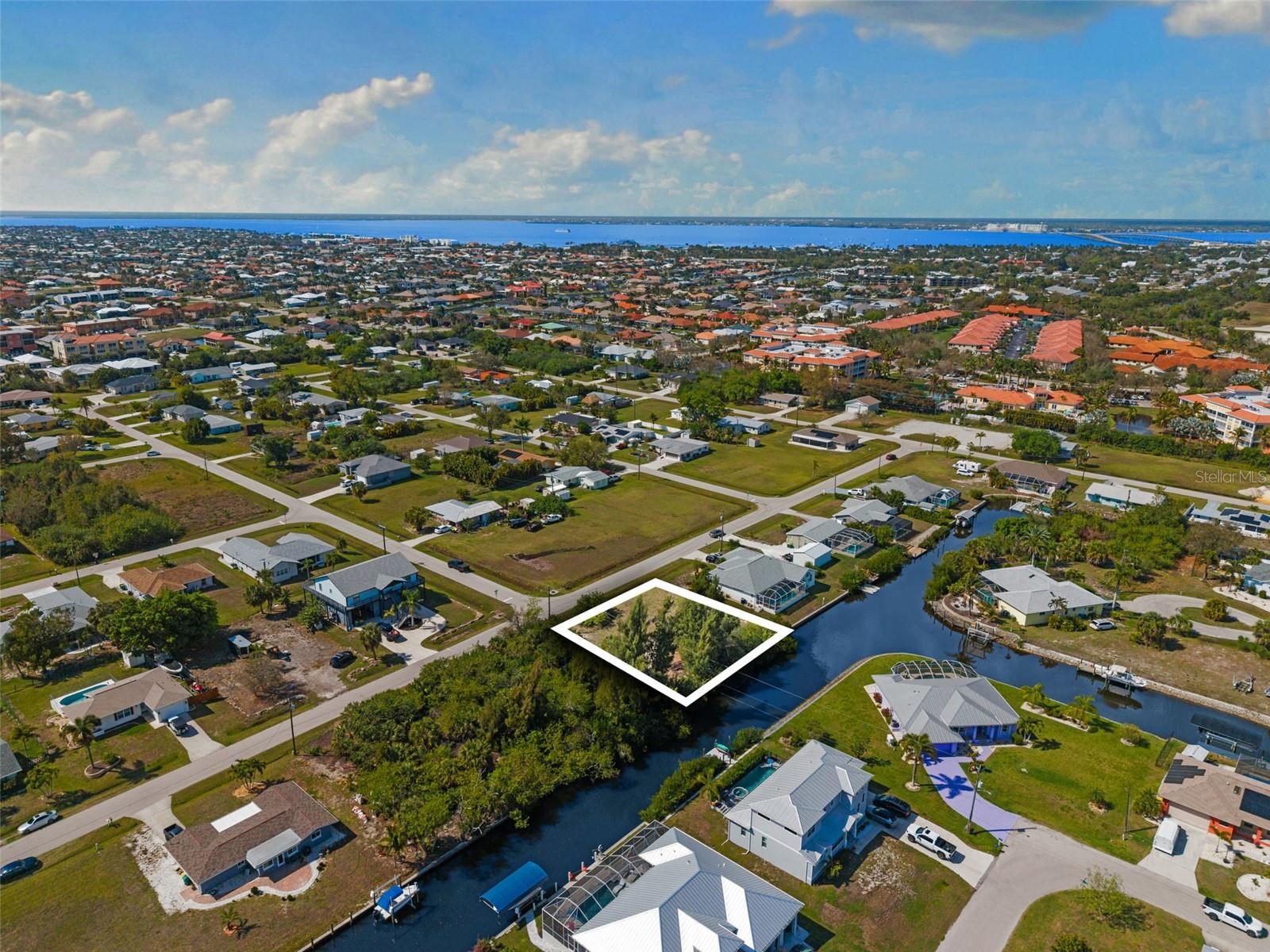 2524 LARKSPUR DR, PUNTA GORDA, FL, 33950