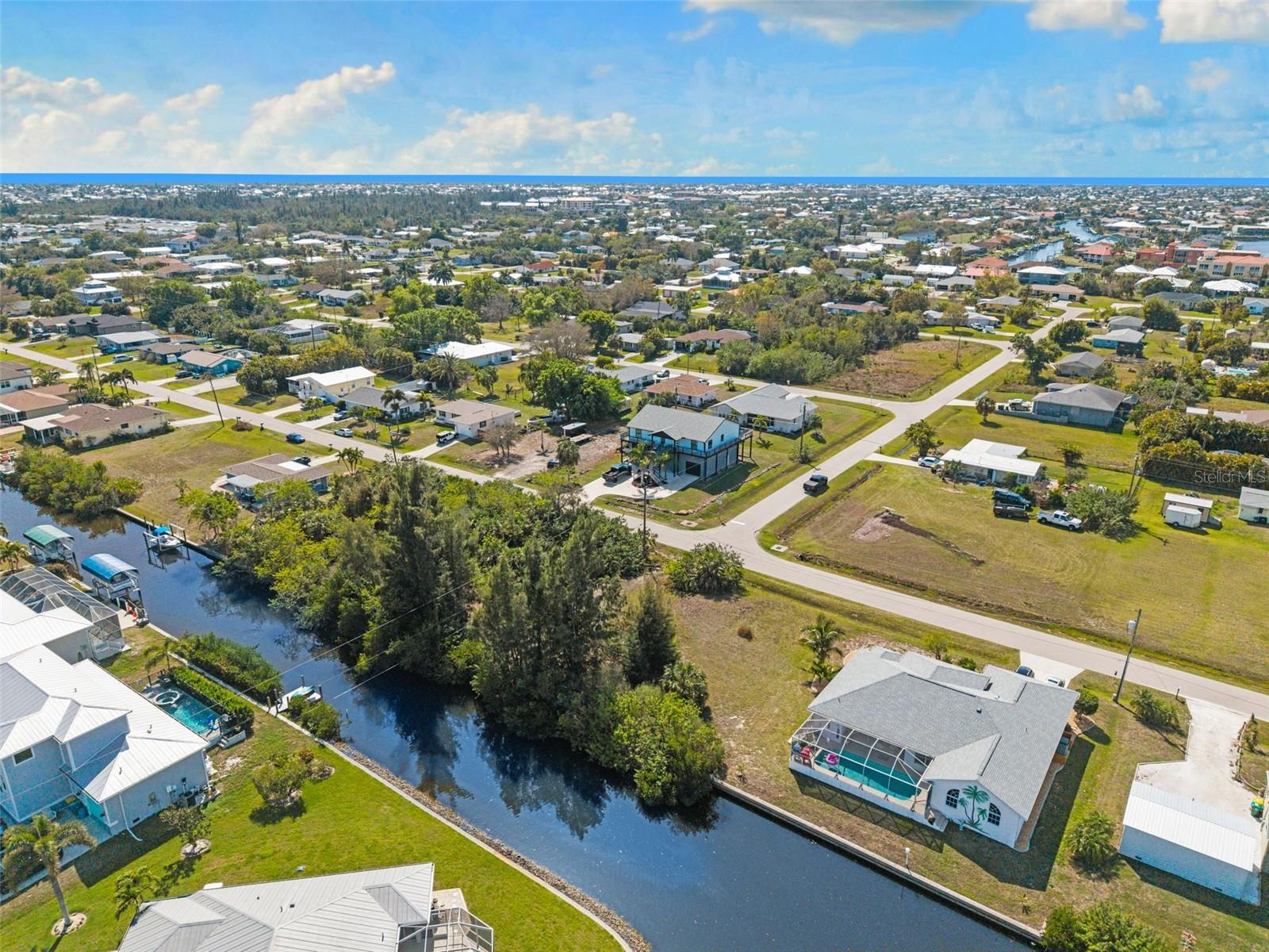 2524 LARKSPUR DR, PUNTA GORDA, FL, 33950