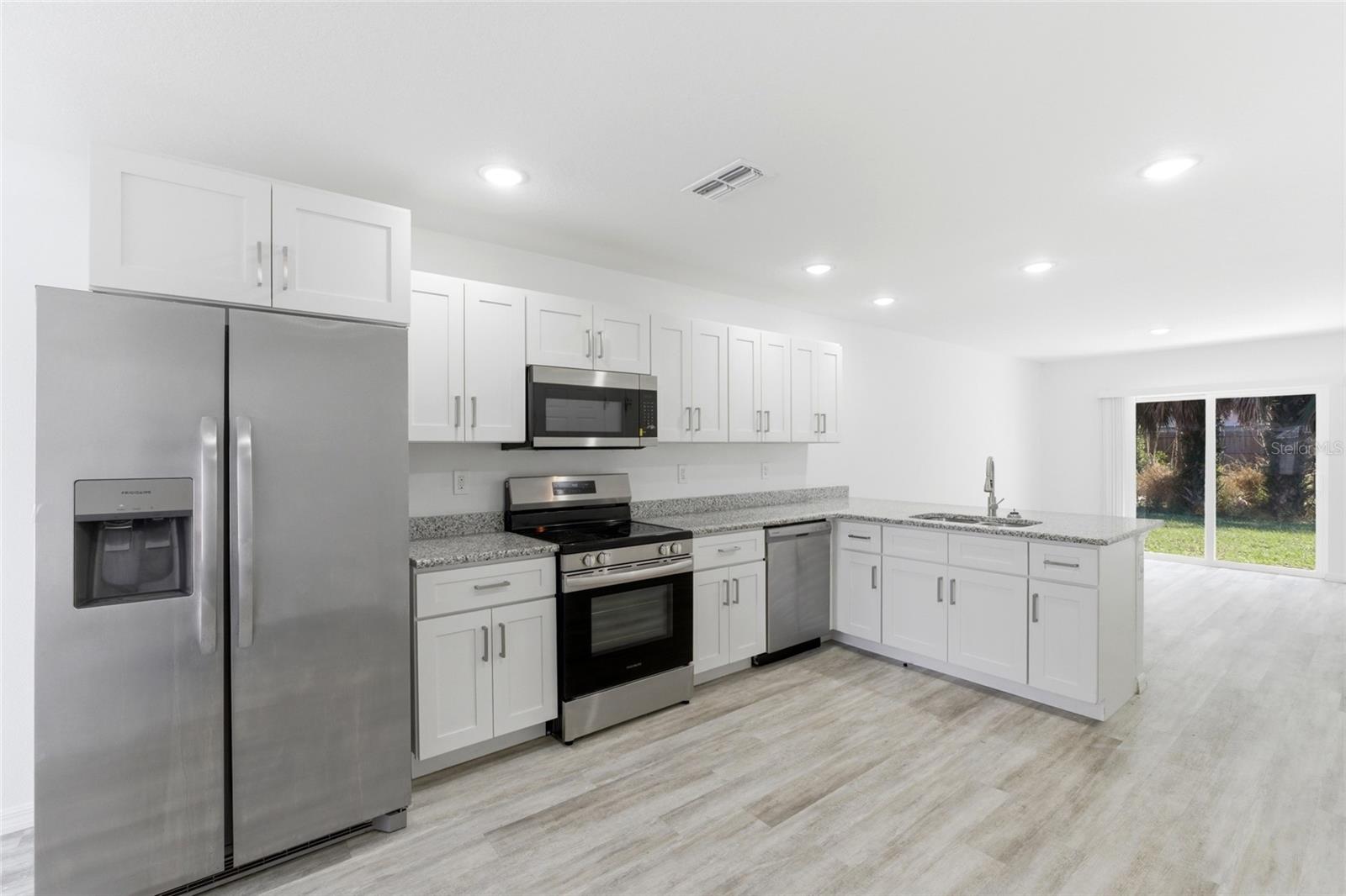 302 AVENUE P NW, WINTER HAVEN, FL, 33881