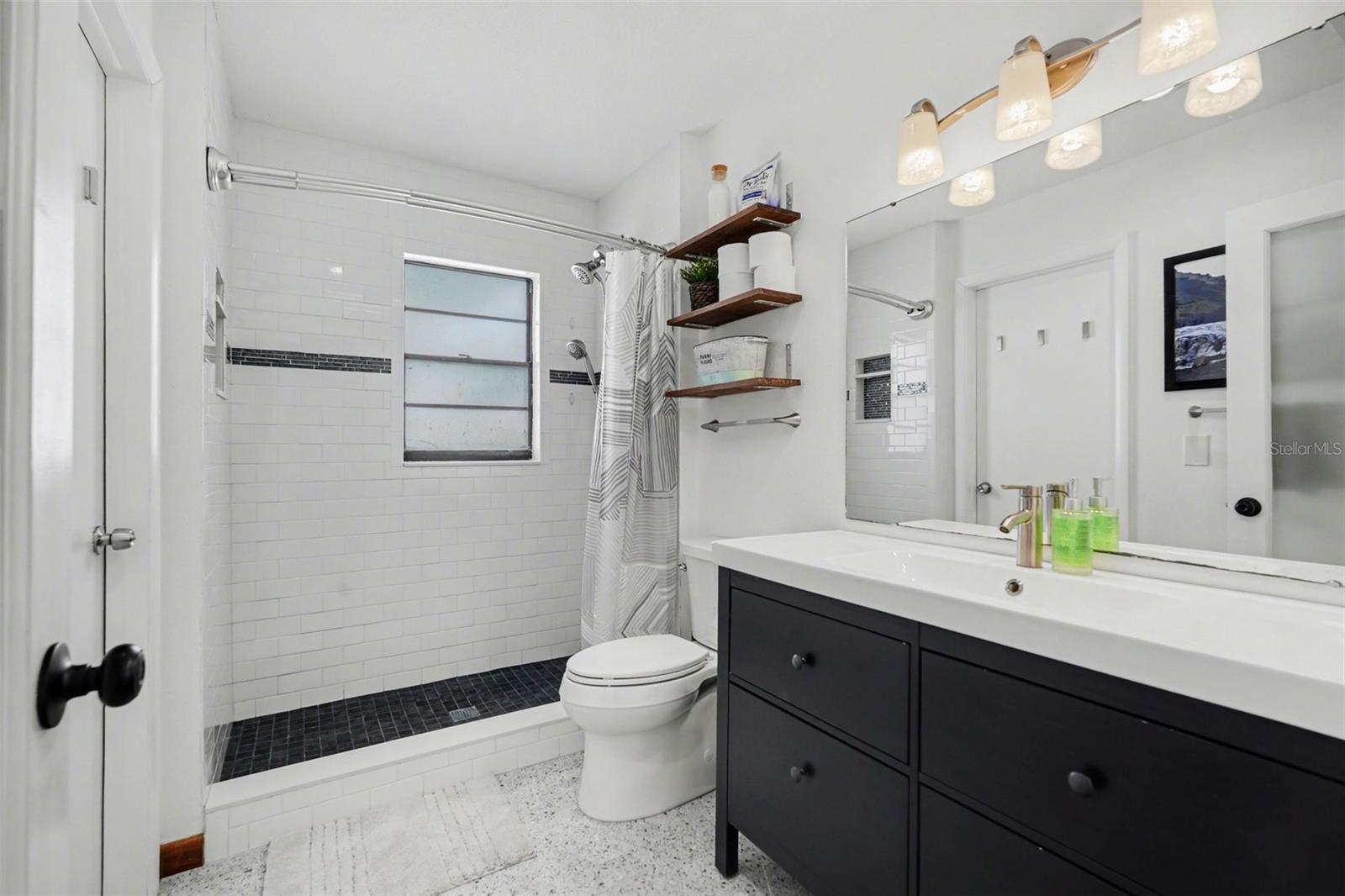 809 ROLLINGWOOD LN, VALRICO, FL, 33594