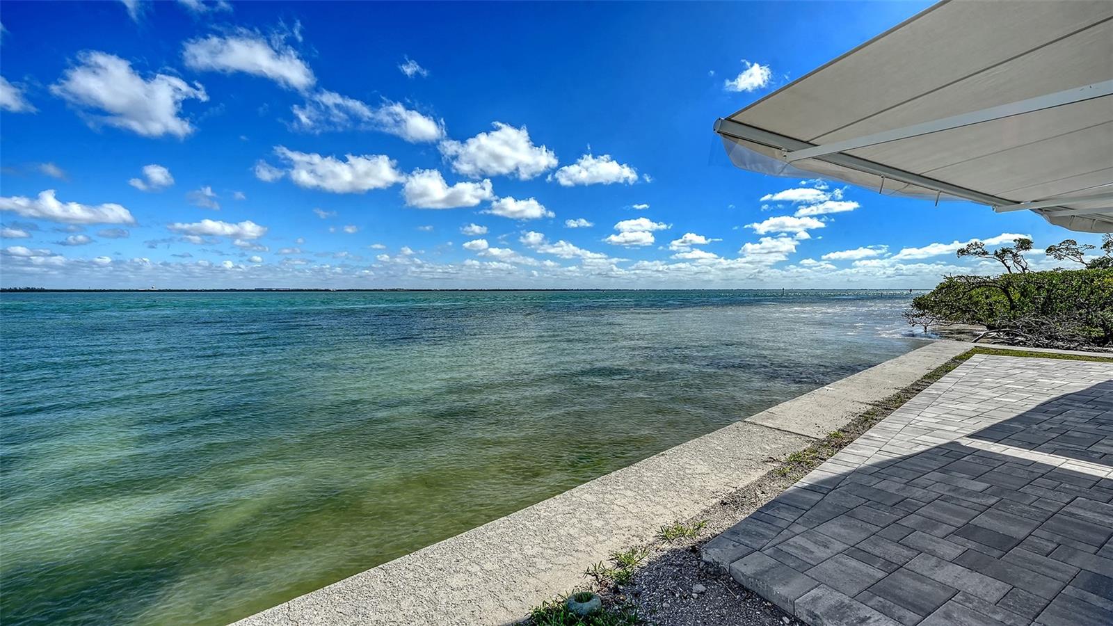 948 SPANISH DR S, LONGBOAT KEY, FL, 34228
