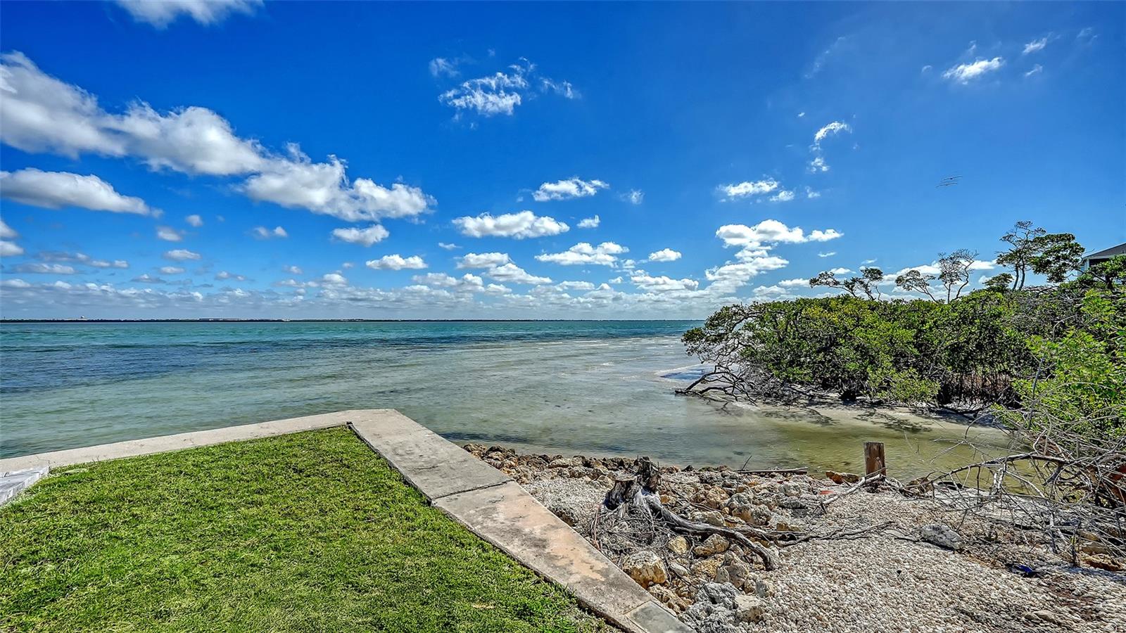 948 SPANISH DR S, LONGBOAT KEY, FL, 34228
