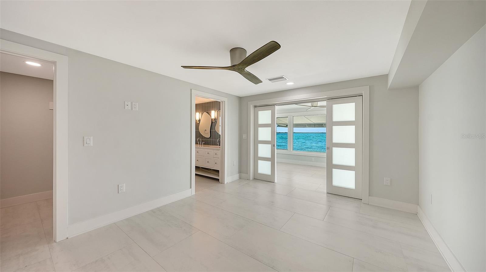 948 SPANISH DR S, LONGBOAT KEY, FL, 34228