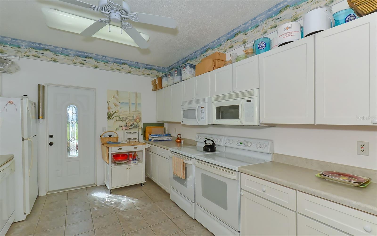 948 SPANISH DR S, LONGBOAT KEY, FL, 34228