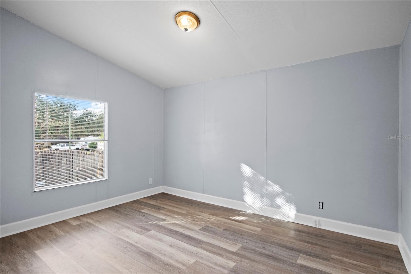 10522 BAY HILLS CIR, THONOTOSASSA, FL, 33592