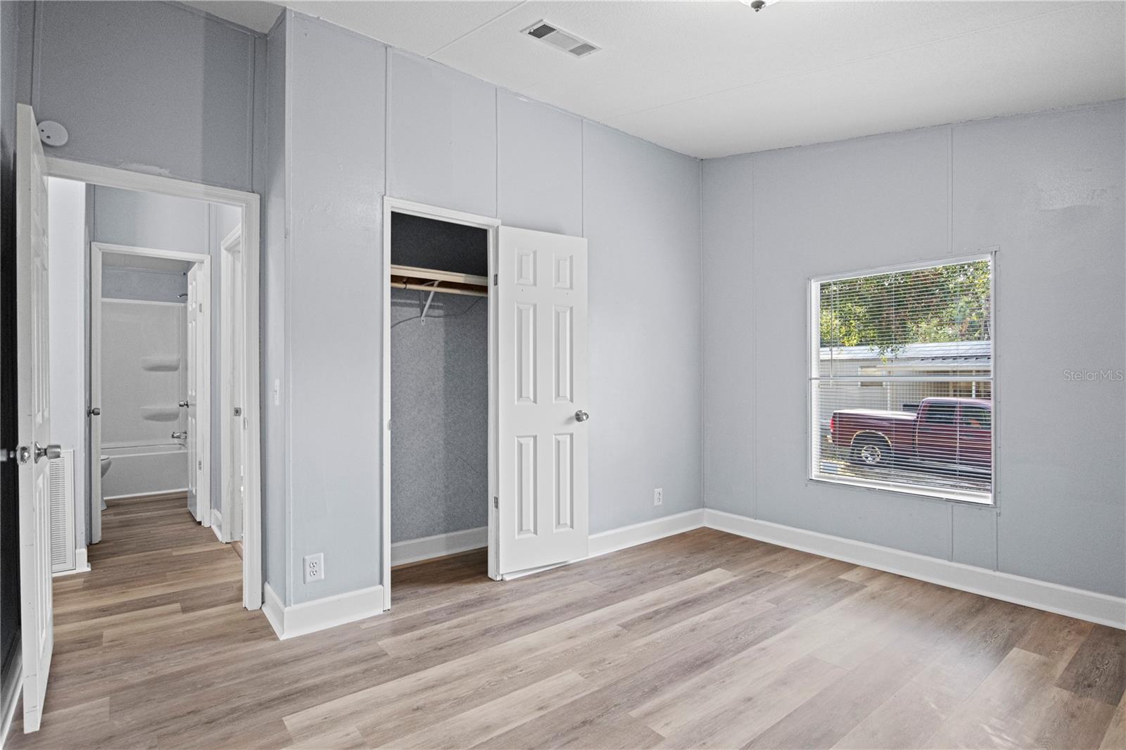 10522 BAY HILLS CIR, THONOTOSASSA, FL, 33592