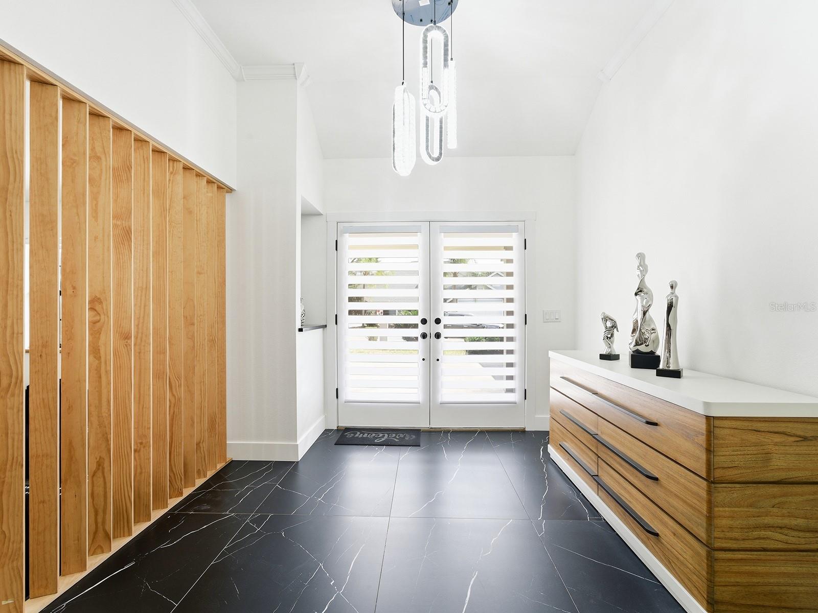 142 BARRINGTON DR, BRANDON, FL, 33511