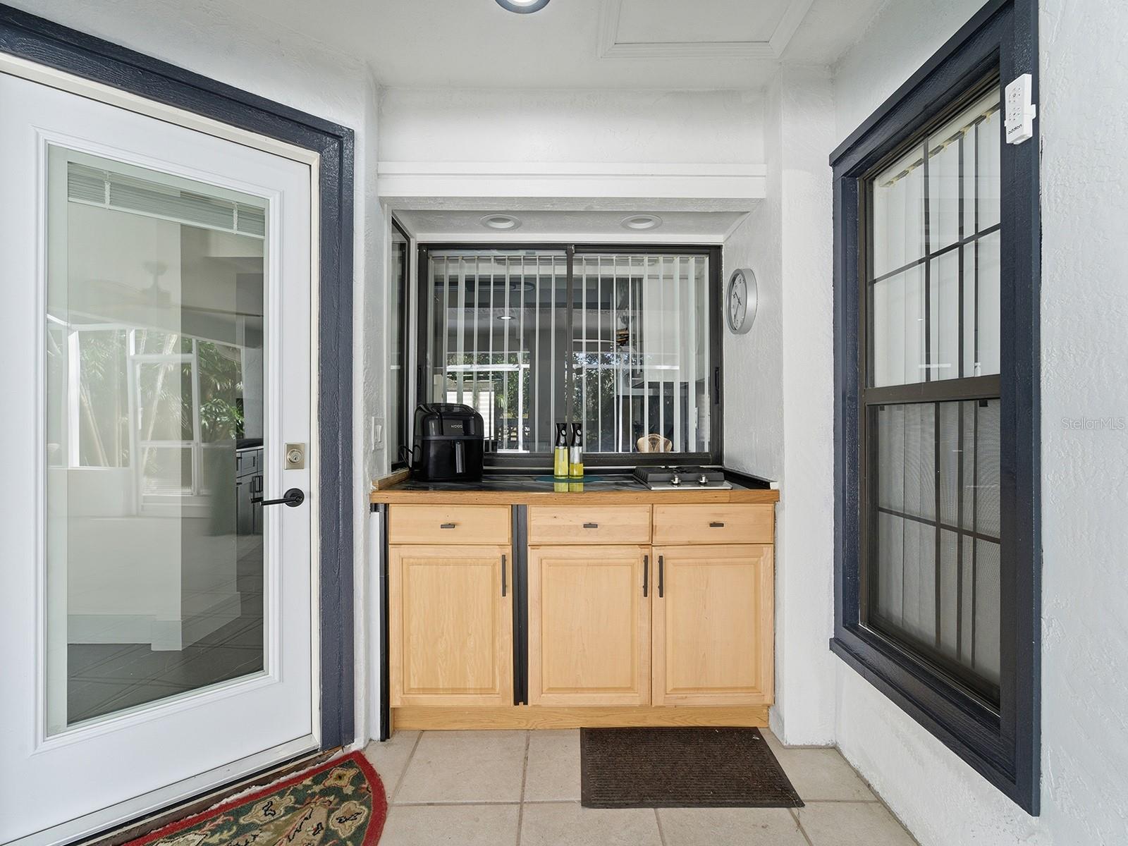 142 BARRINGTON DR, BRANDON, FL, 33511