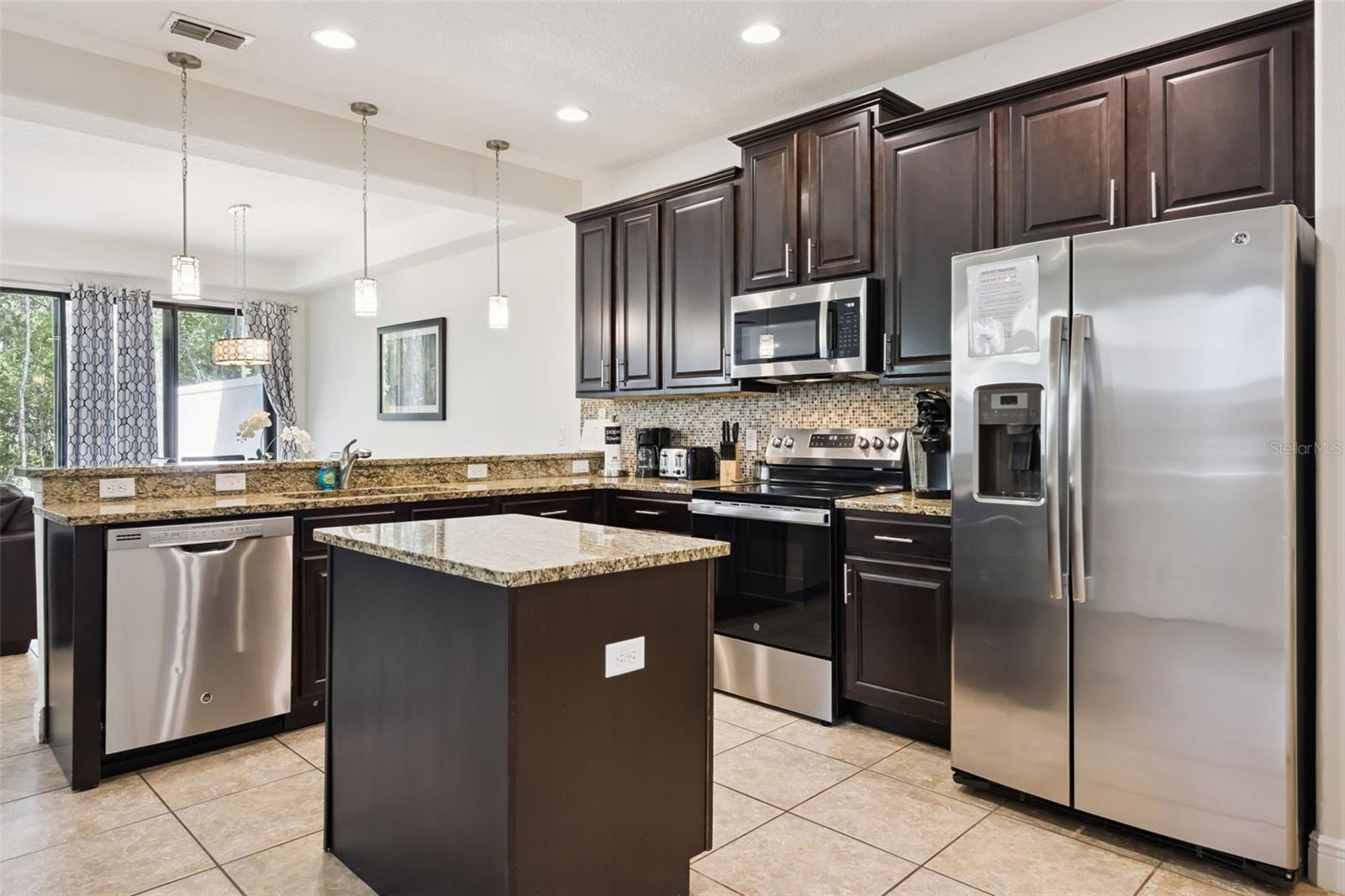 8147 ROSEVILLE BLVD, DAVENPORT, FL, 33896