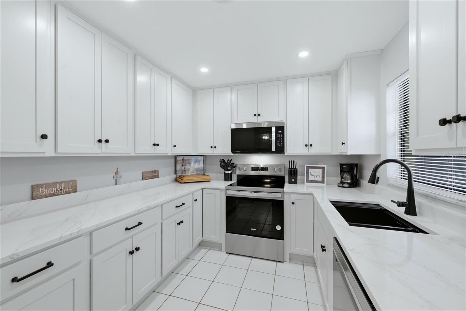 1230 56TH ST W, BRADENTON, FL, 34209