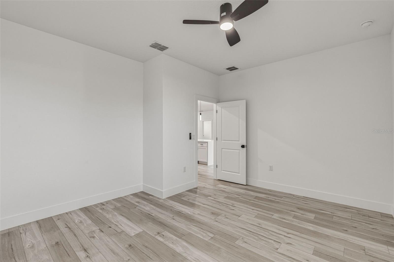 2333 MISTLETO LN, NORTH PORT, FL, 34286