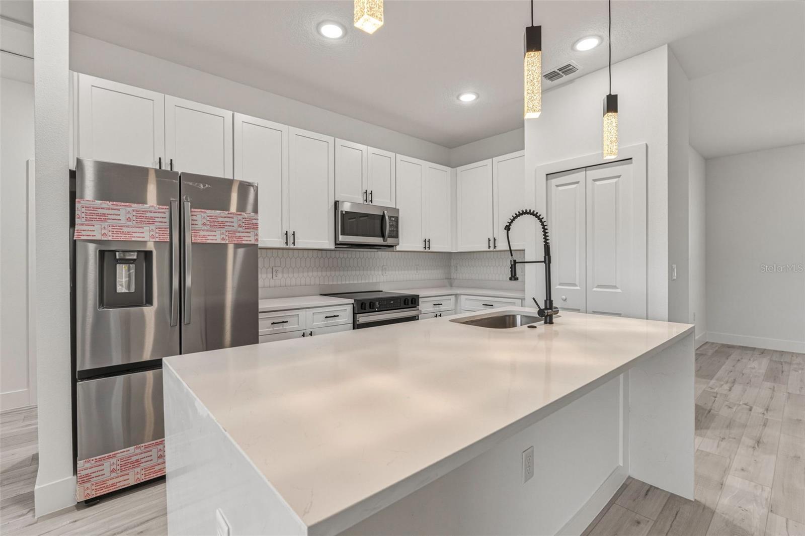 2333 MISTLETO LN, NORTH PORT, FL, 34286