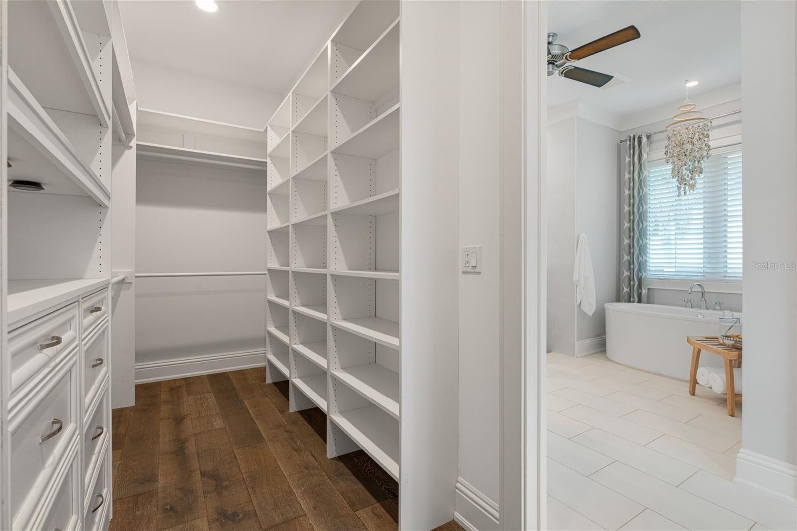 5569 CAPE LEYTE DR, SARASOTA, FL, 34242