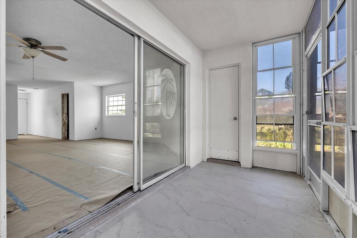 7043 NEW POST DR #1, NORTH FORT MYERS, FL, 33917