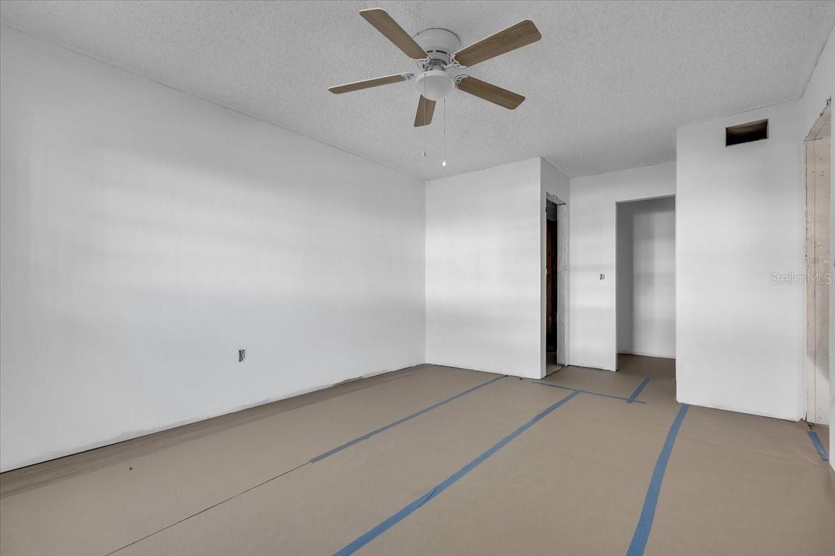 7043 NEW POST DR #1, NORTH FORT MYERS, FL, 33917