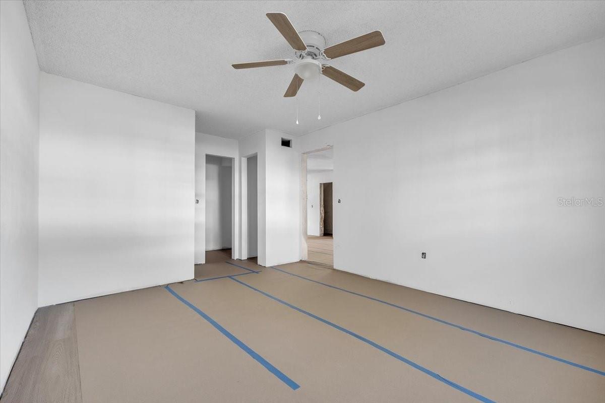 7043 NEW POST DR #1, NORTH FORT MYERS, FL, 33917