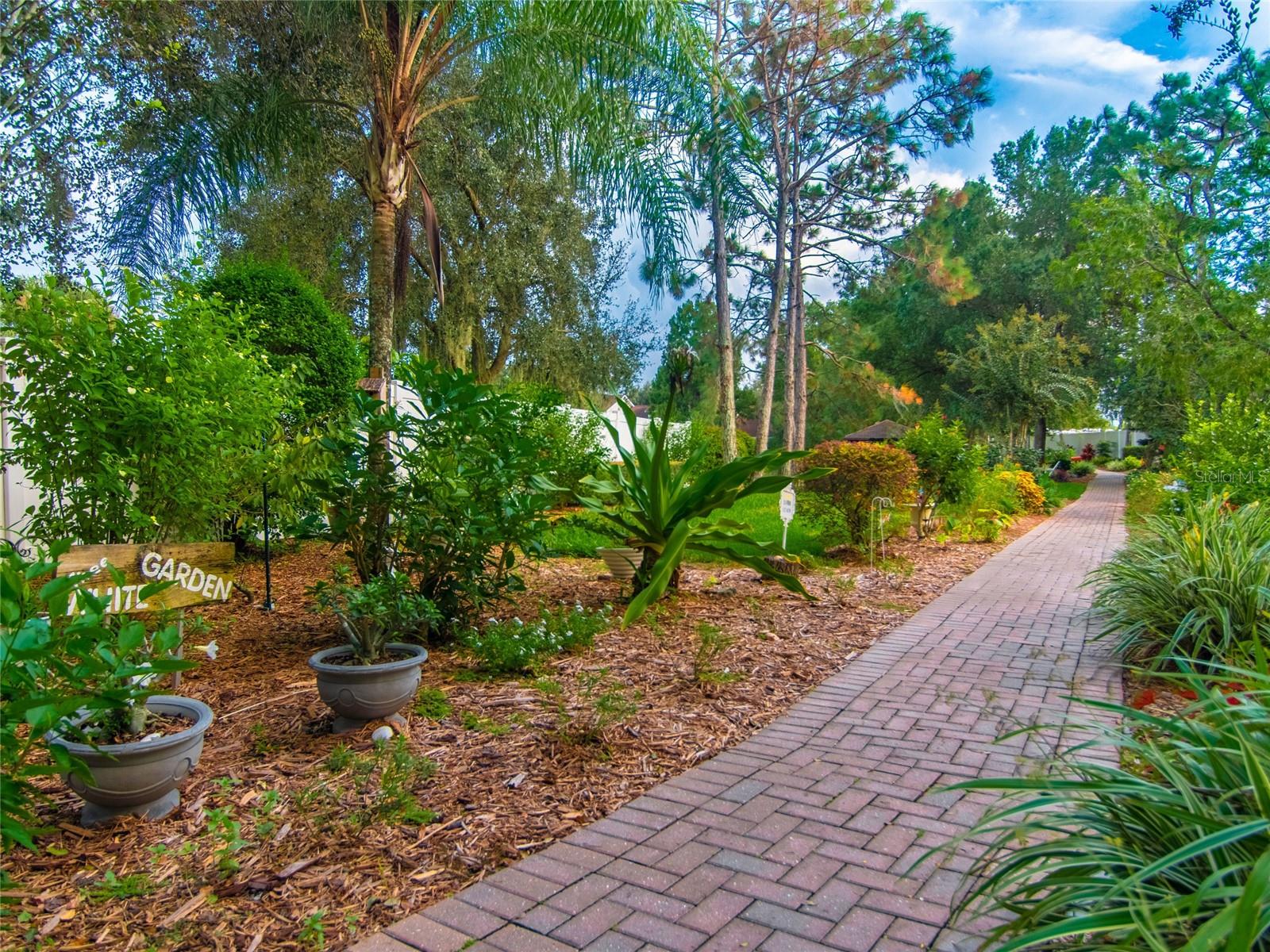 21523 WOODSTORK LN, LUTZ, FL, 33549
