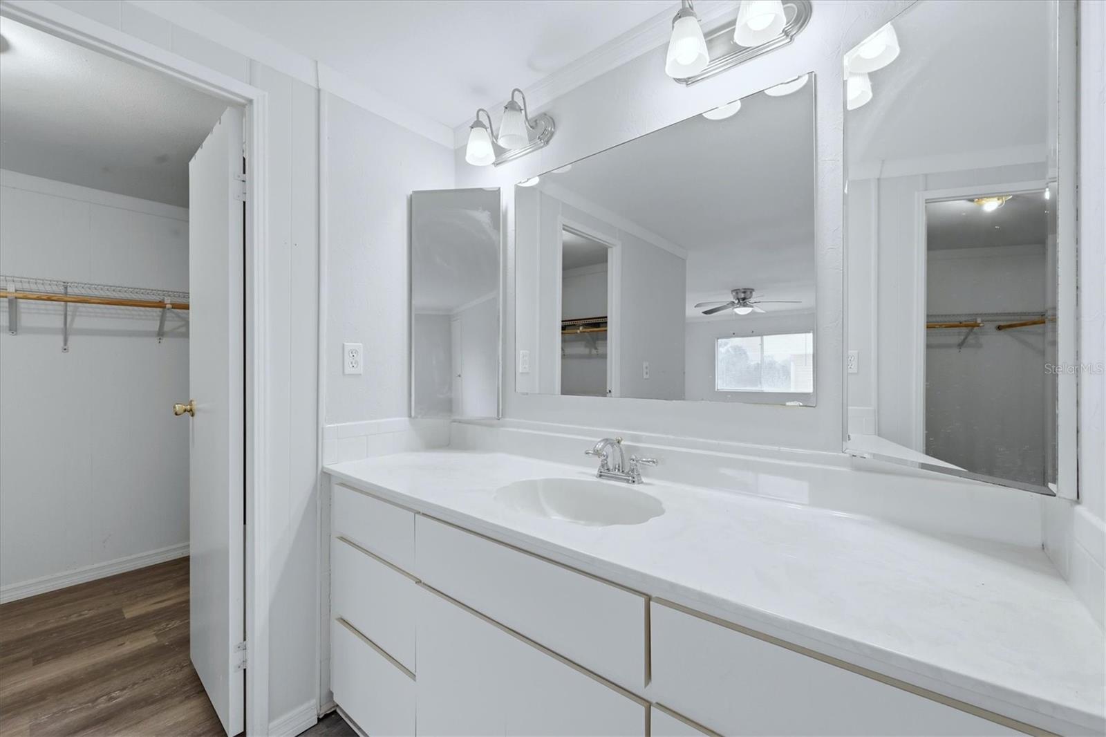 3310 BLUE JAY LN, ENGLEWOOD, FL, 34224
