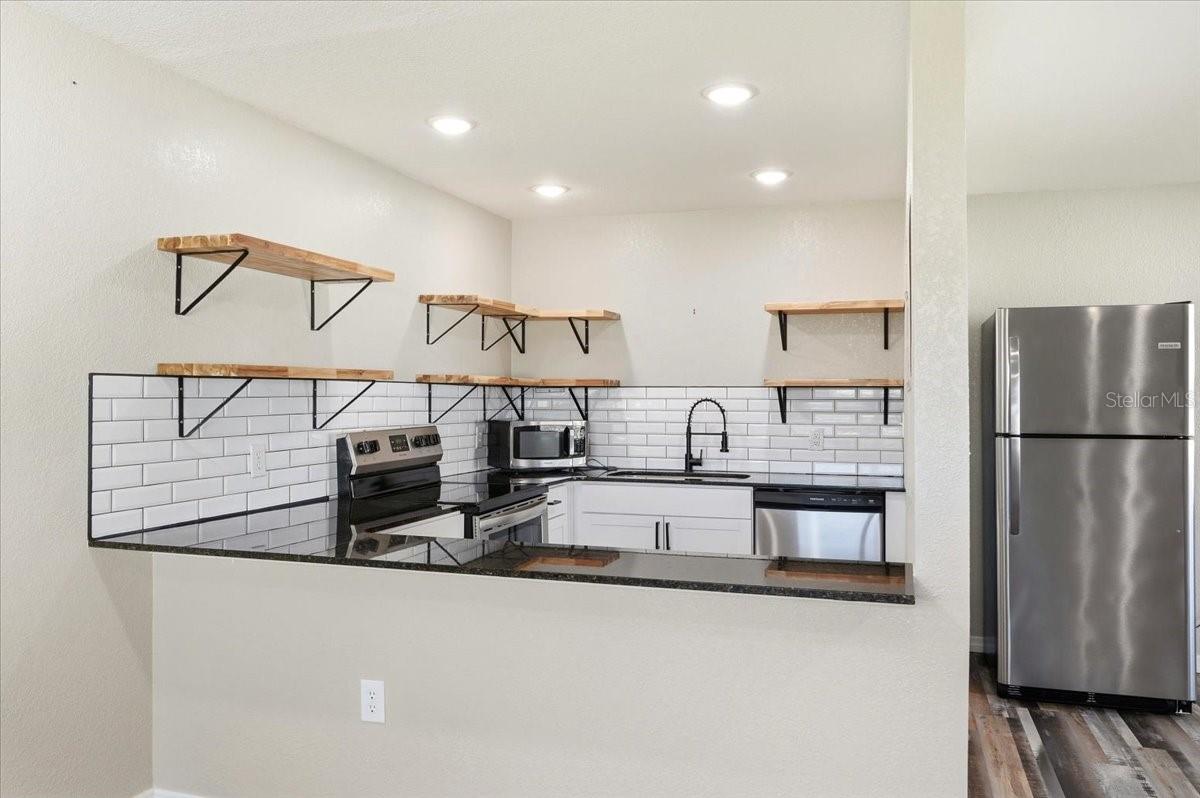 205 ANDOVER PL N #119, SUN CITY CENTER, FL, 33573
