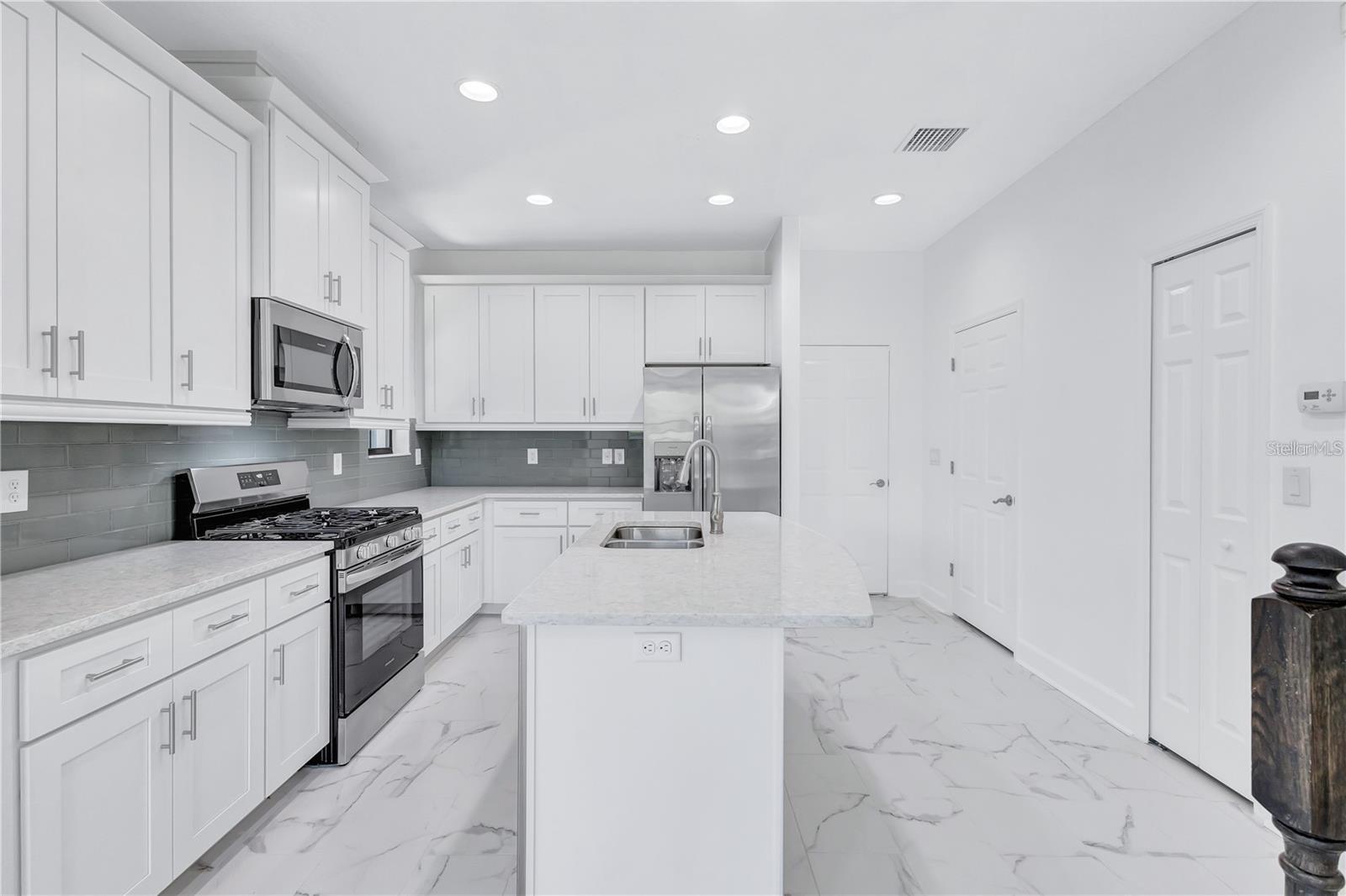 5830 CIRCA FISHHAWK BLVD, LITHIA, FL, 33547
